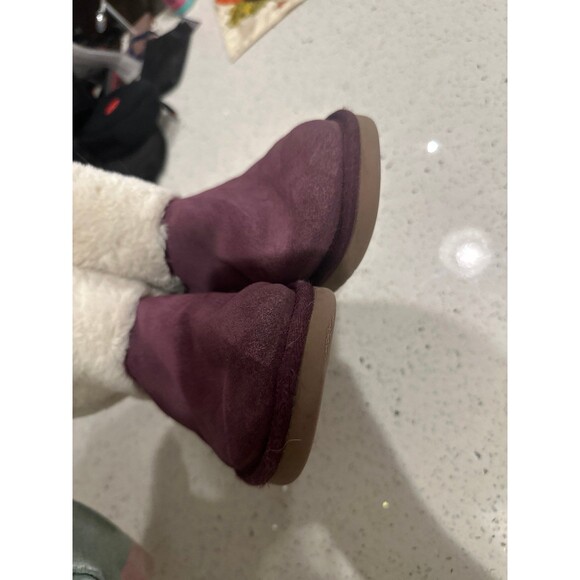 Ugg boots - Picture 8 of 8